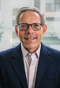 Advisor Sandy Montag